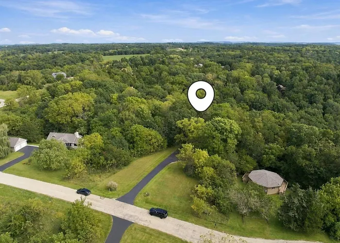 Ferienhaus Hot Tub, Movie Room, 3 King Suites, 2 Fireplaces Galena