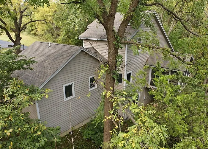 Hot Tub, Movie Room, 3 King Suites, 2 Fireplaces Ferienhaus *