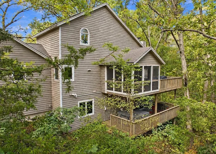 Ferienhaus Hot Tub, Movie Room, 3 King Suites, 2 Fireplaces Galena